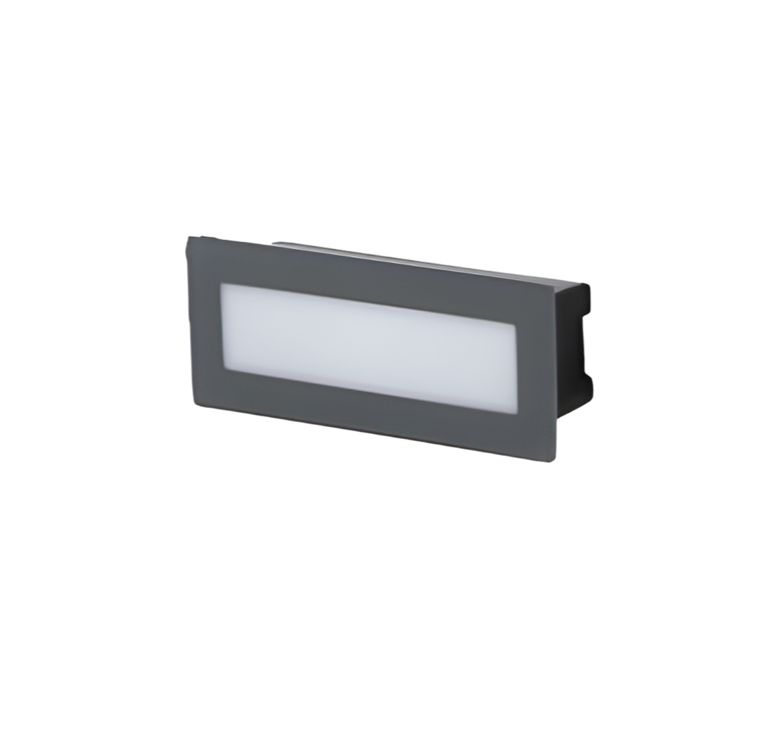 OUTDOOR RECESSED STEP LIGHT