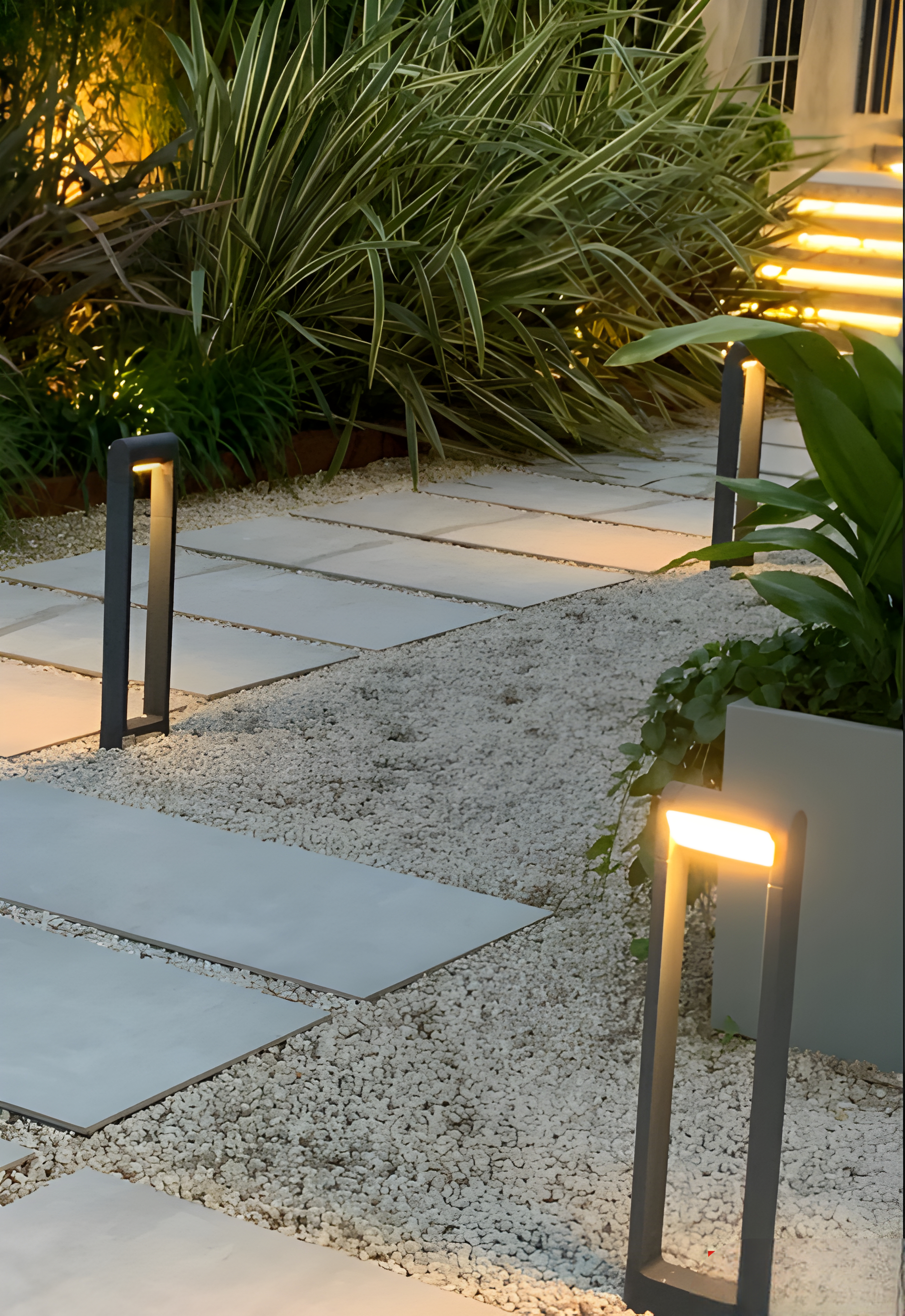 Outdoor Surface Step/Wall Light-use